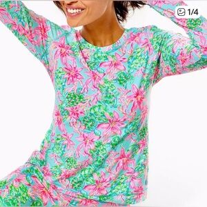 Lilly Pulitzer NWOT Luxletic Renault Top